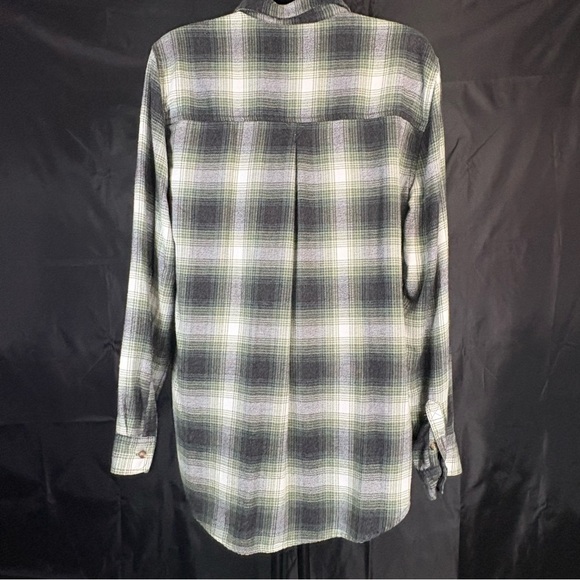 American Eagle Outfitters Green Plaid Shirt M - Picture 5 of 8